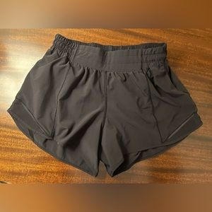 Lululemon Hotty Hot shorts, 4” inseam, size 6, black, EUC